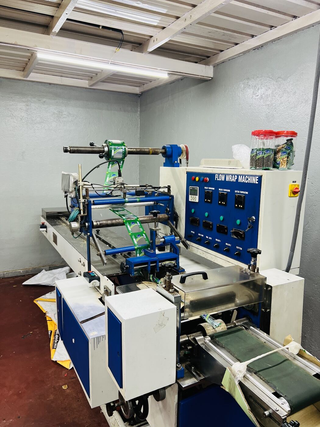 Flow Wrap Machine